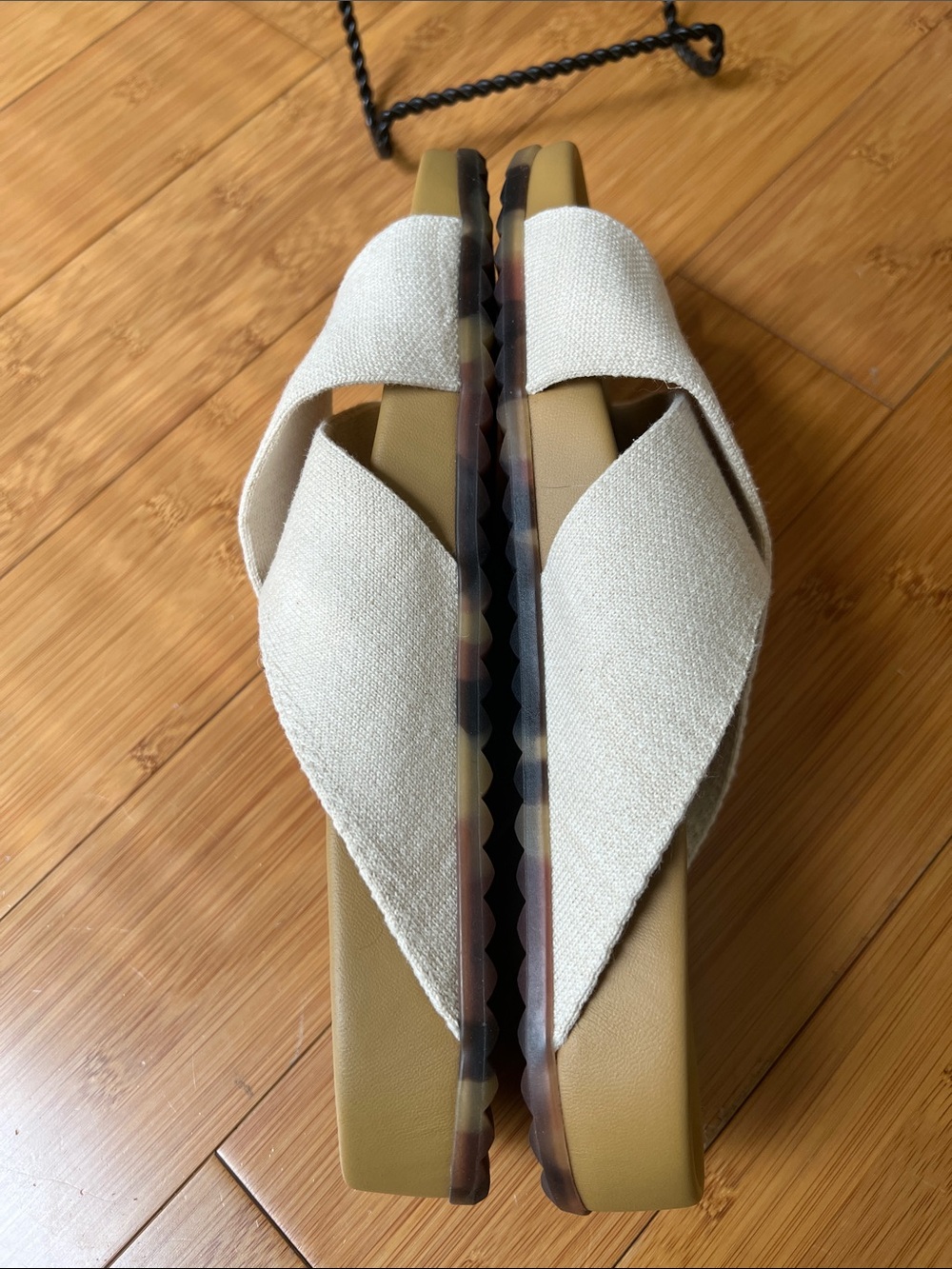 NWOT Rothy's Cream Woven Crisscross Slide Sandals 9.5 - Picture 4 of 7